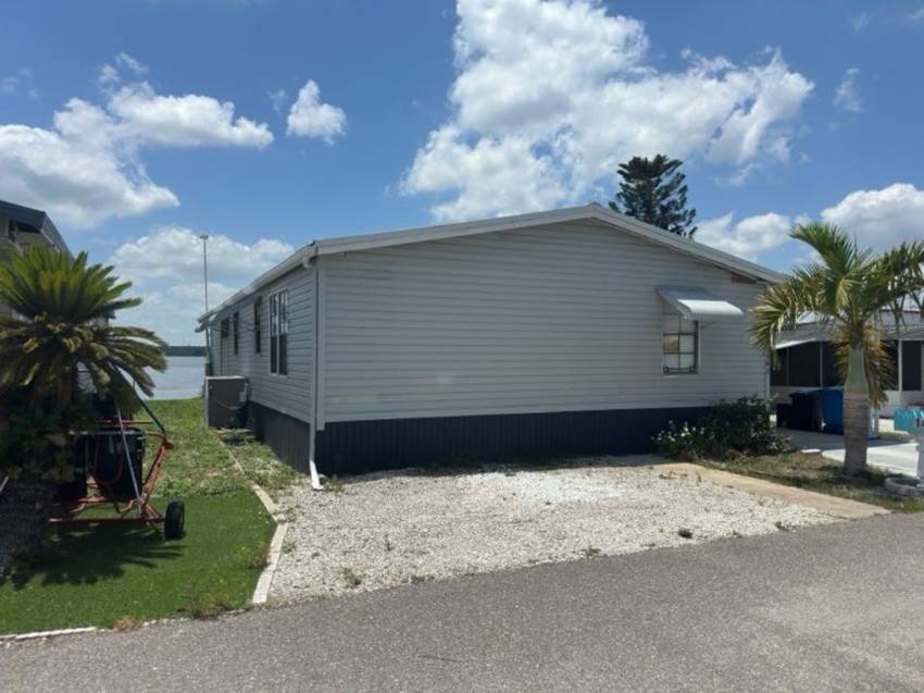 141 Lake Smart Drive a Winter Haven, FL Mobile or Manufactured Home for Sale